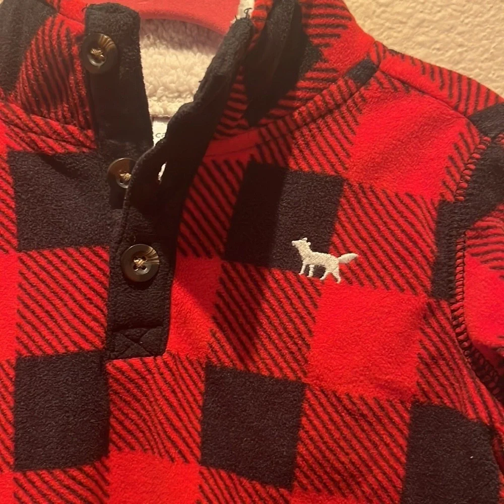 Carter’s Buffalo Plaid Red Black Buffalo Check Fleece Pullover Shirt 24 Months